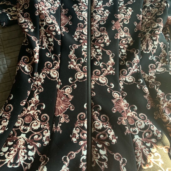 Like new heavier Laura dress - Picture 5 of 8